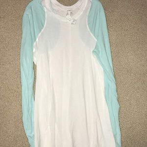 Like new Lululemon long-sleeved shirt